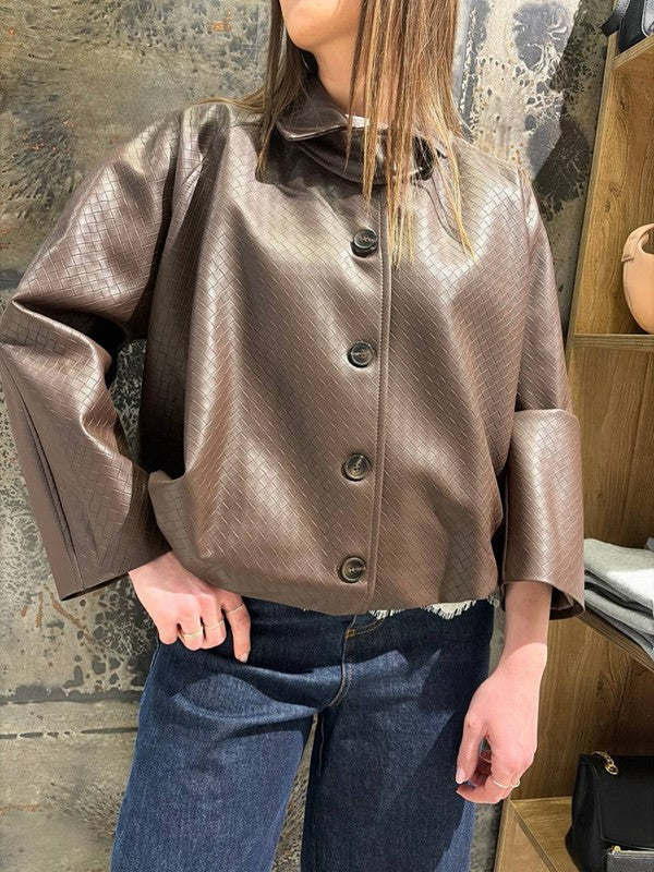 BOMBER VALERIE