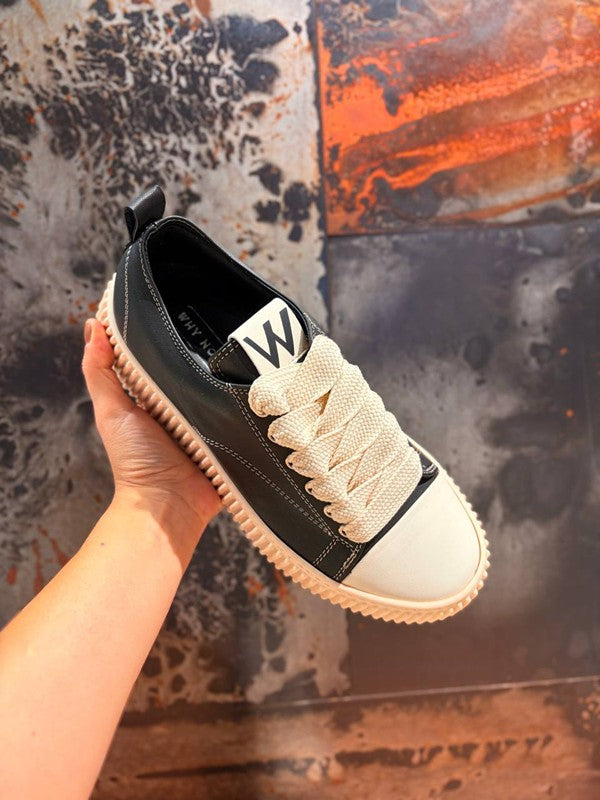 SNEAKERS HARBOR