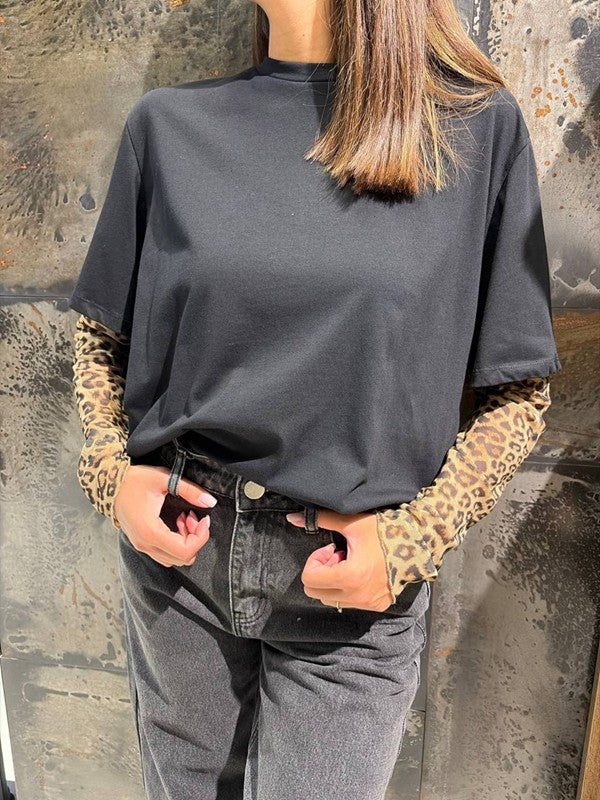 T-SHIRT LEONIE