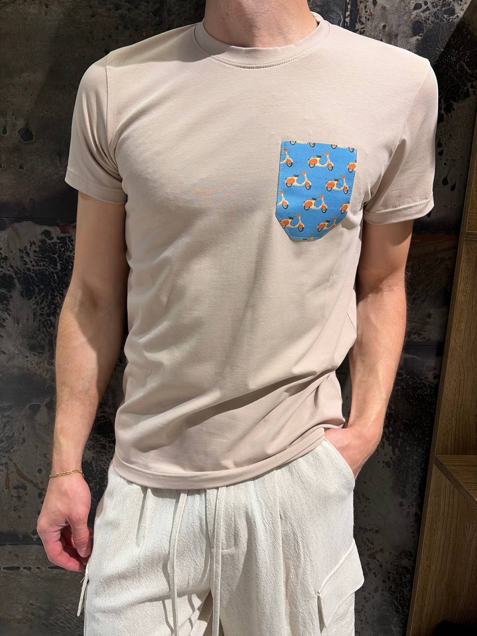 T-SHIRT BIKE