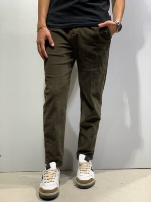 3889ED557883B177DA76E6F45B5B69D7_ Pantalone self