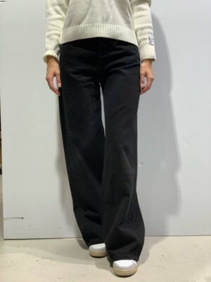 45DC1F47E47B93F0AAAB3D862207A777_ Jeans iconic