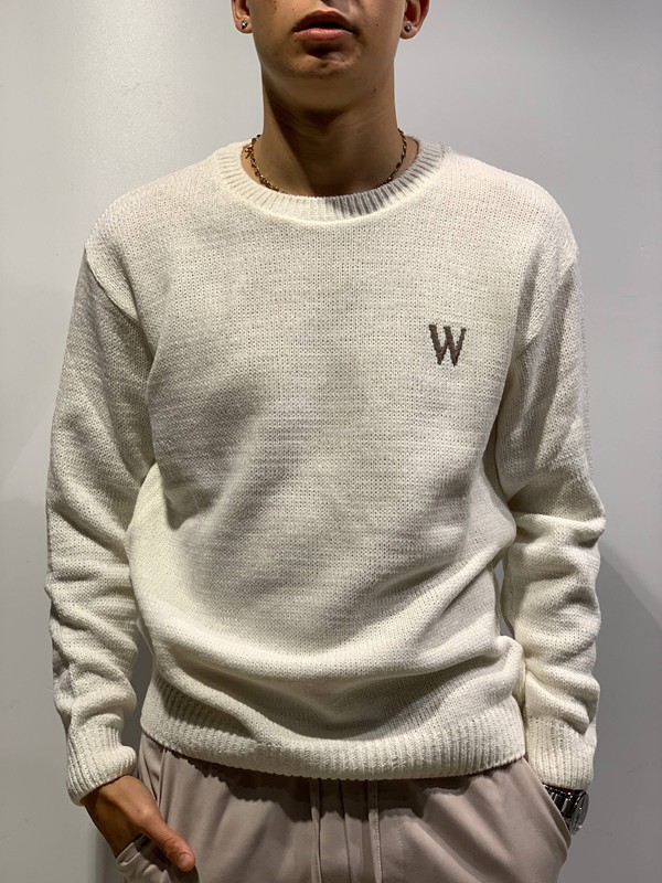 Logo sweater