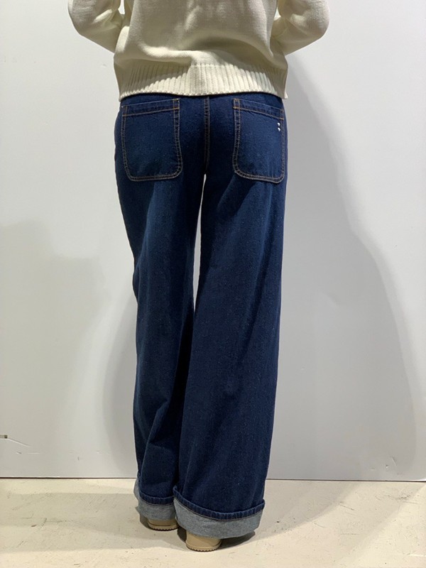 2C091E498C148B12EB6ECC39F589B2C3_ Jeans meg